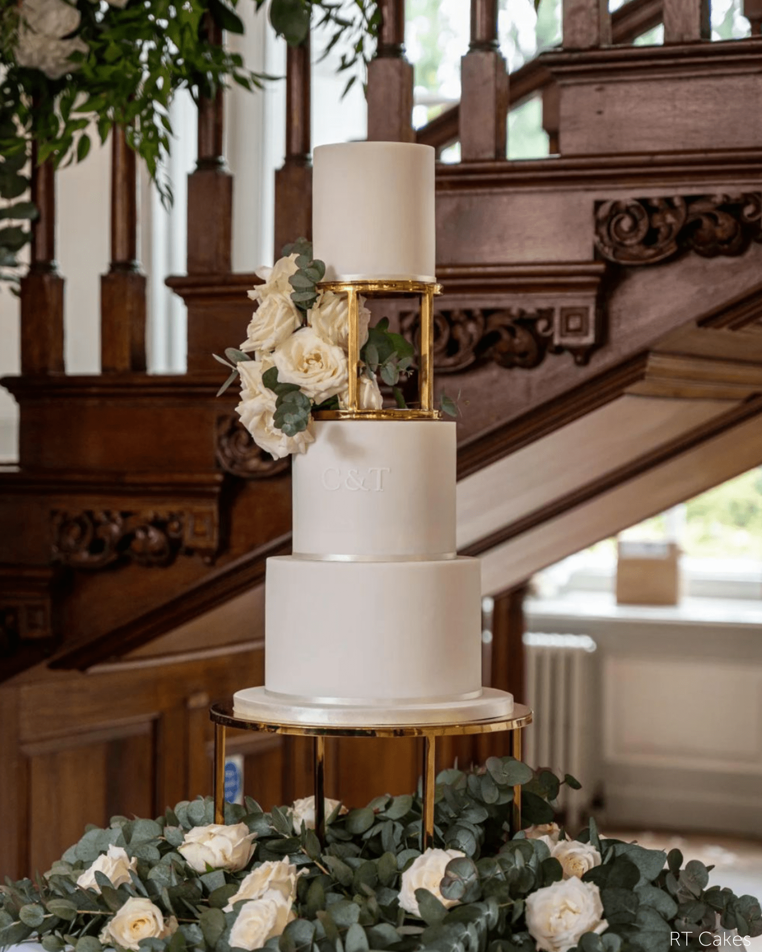 14” Round Metallic Plinth - Prop Options