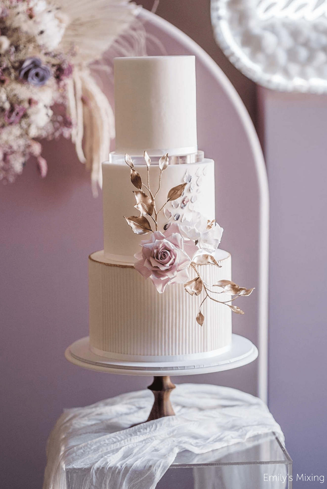 15mm Round Ultra Polished Clear Acrylic Cake Spacers - Prop Options