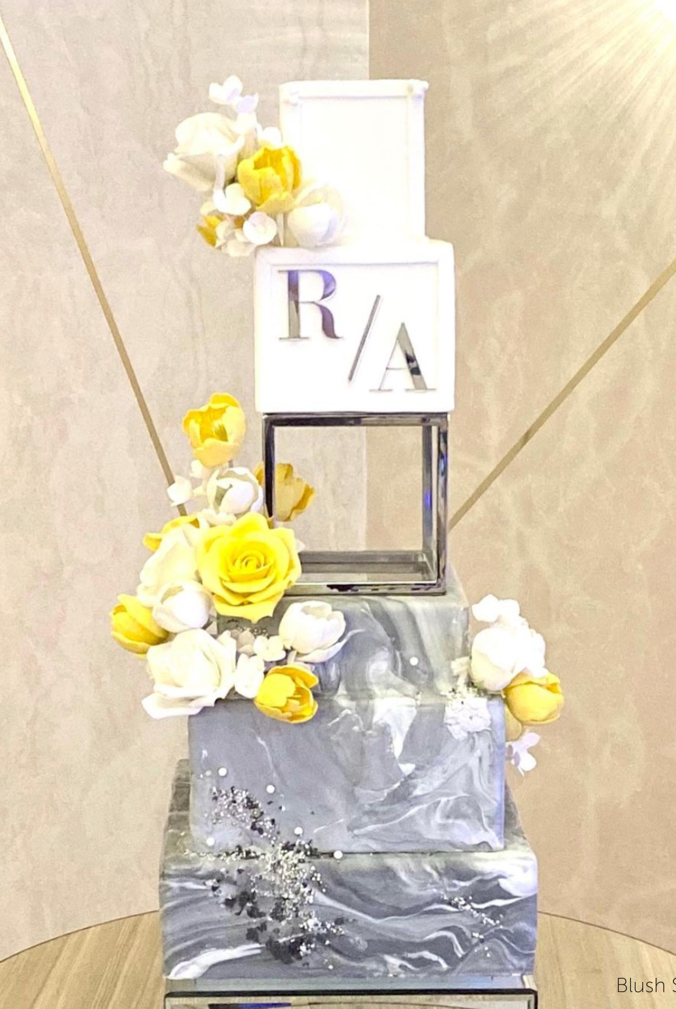 6" Square Metallic Cake Separator - Prop Options