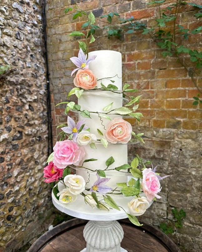 Cake Spiral™ - Acrylic Wrap for Tiered Cakes - Prop Options