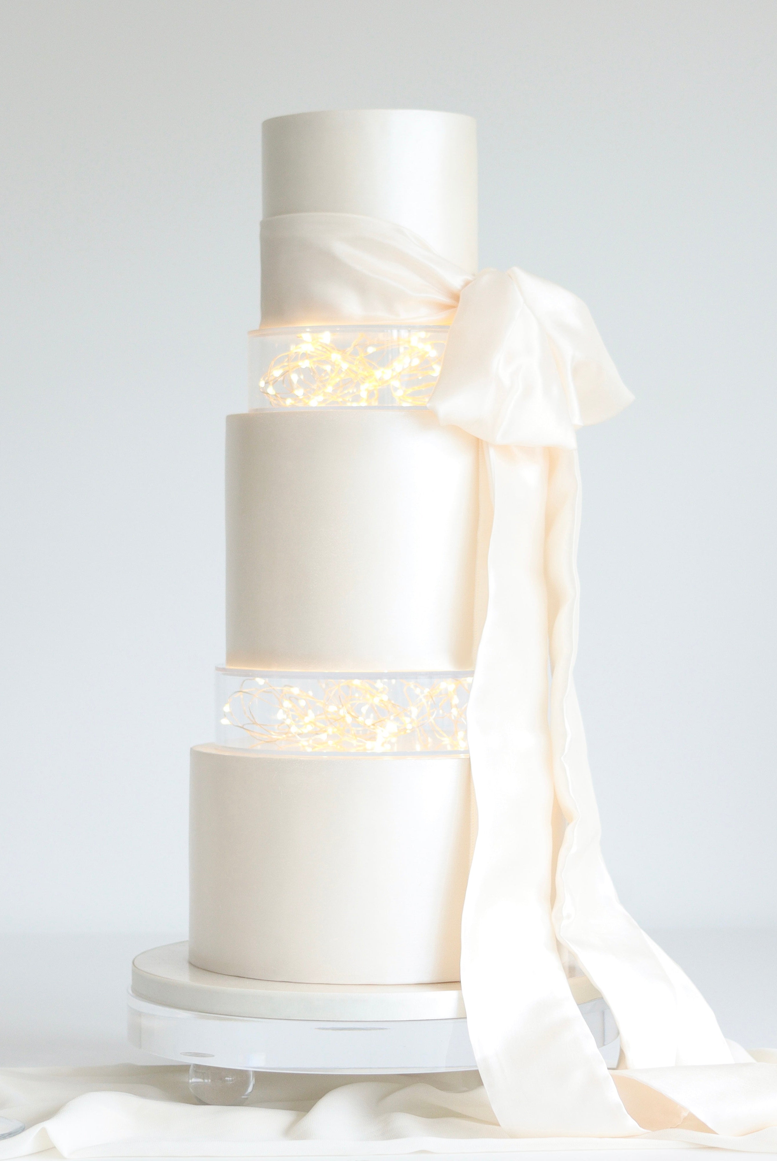 Round Acrylic Fillable Clear Tiers - Prop Options