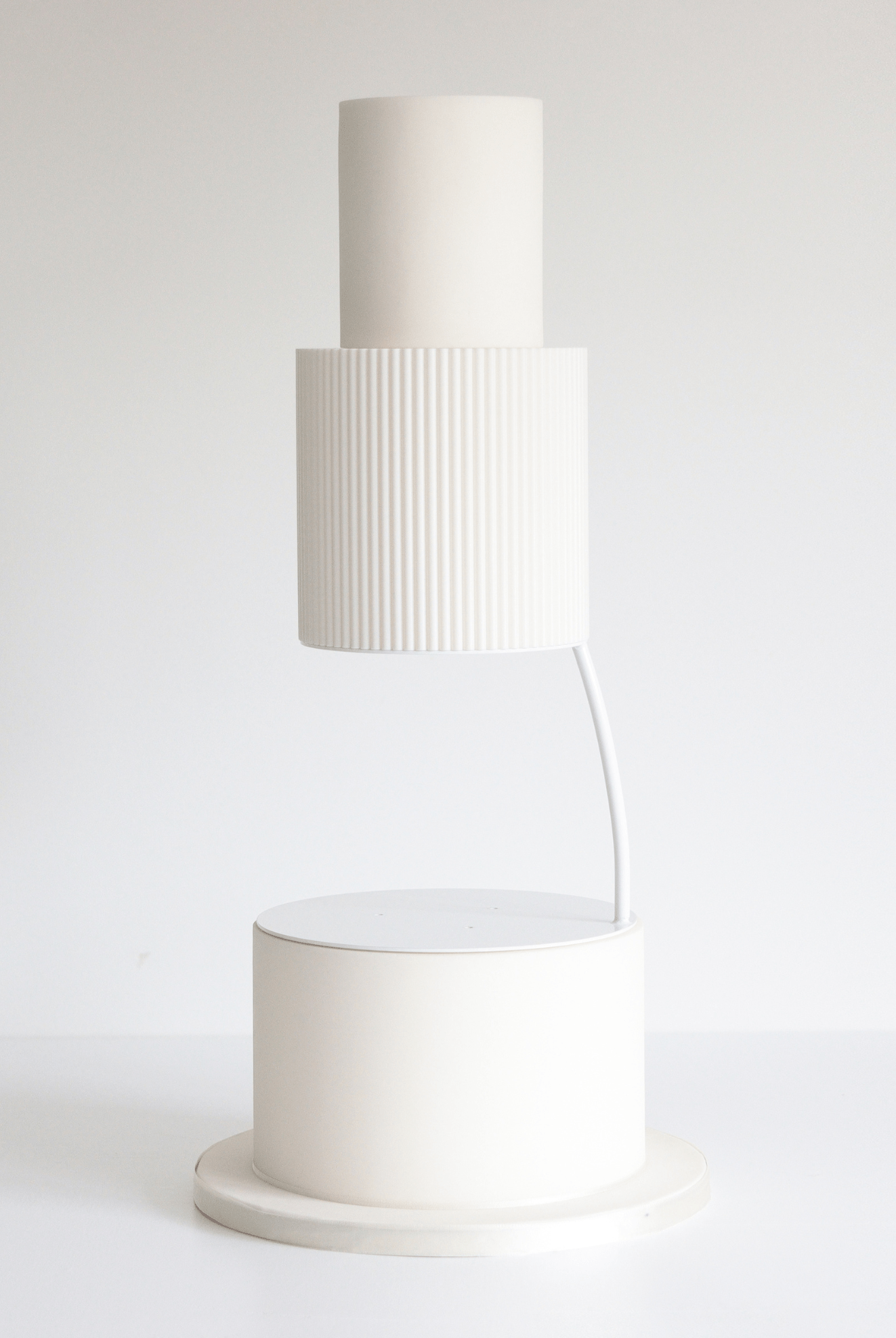 Round Reeded Cake Separator - Prop Options