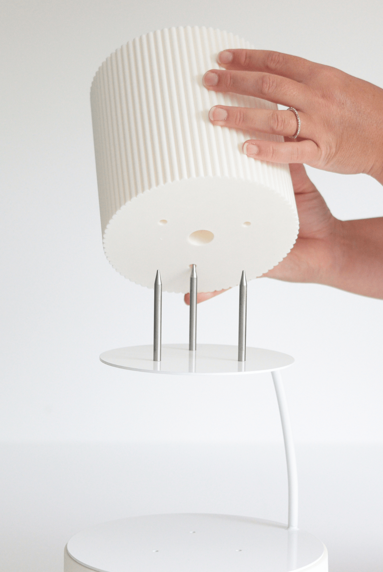 Round Reeded Cake Separator - Prop Options