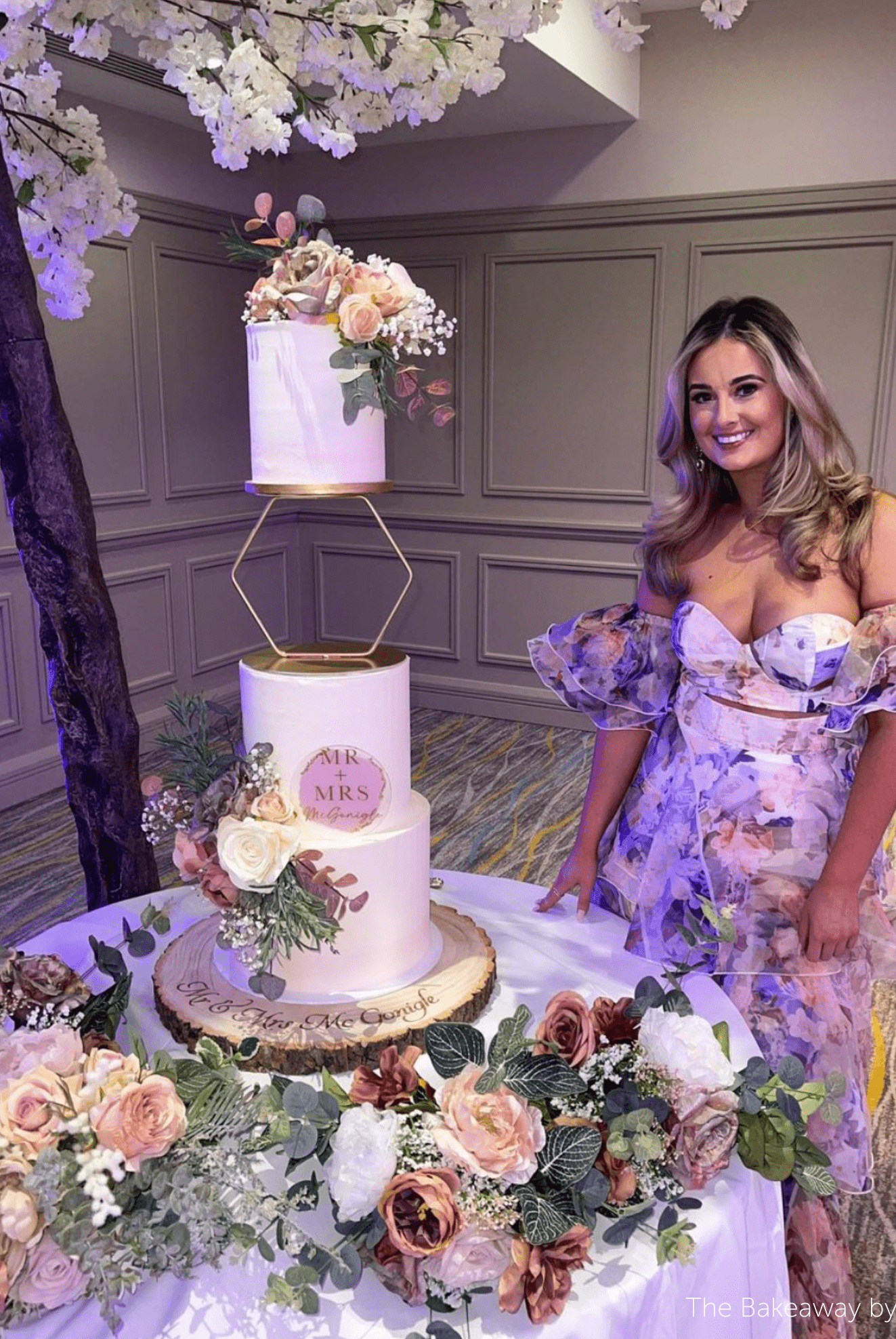 The Original Hexagon Tier Separator - Prop Options