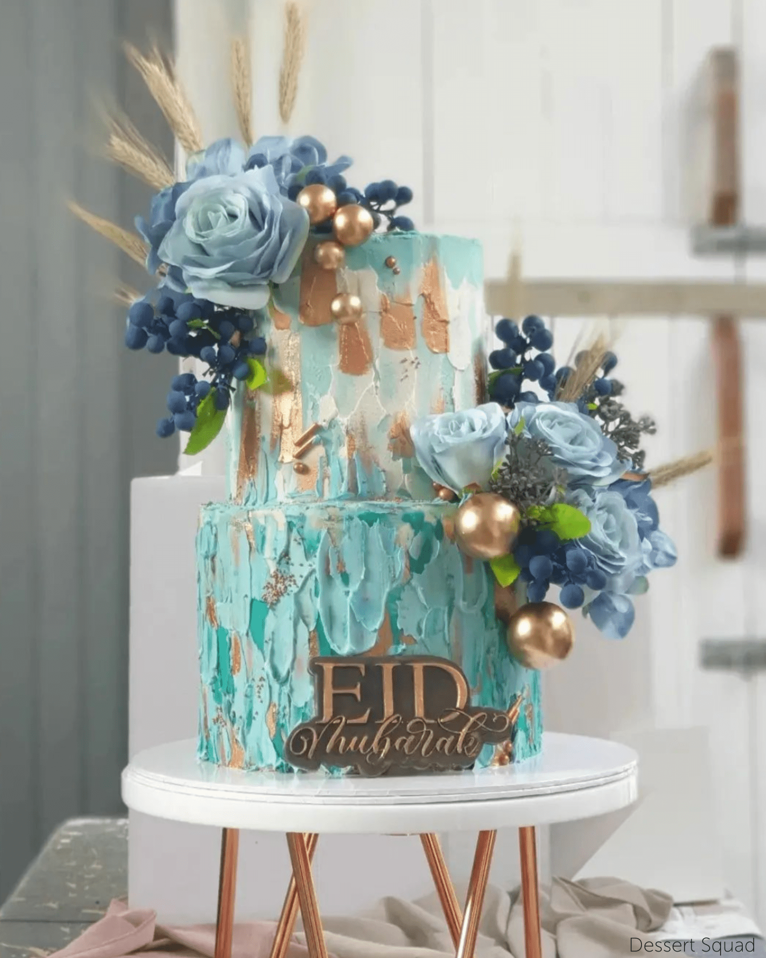 The Pinnacle Acrylic Hairpin Cake Stand - Prop Options