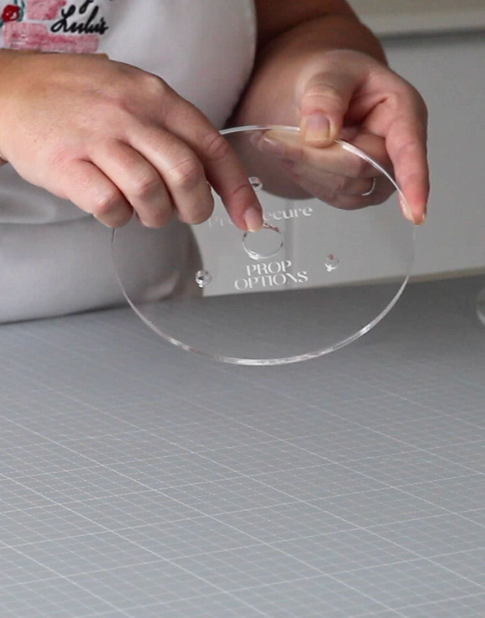 The Round Cake Compass: Round Cake Boards and Plates - Prop Options