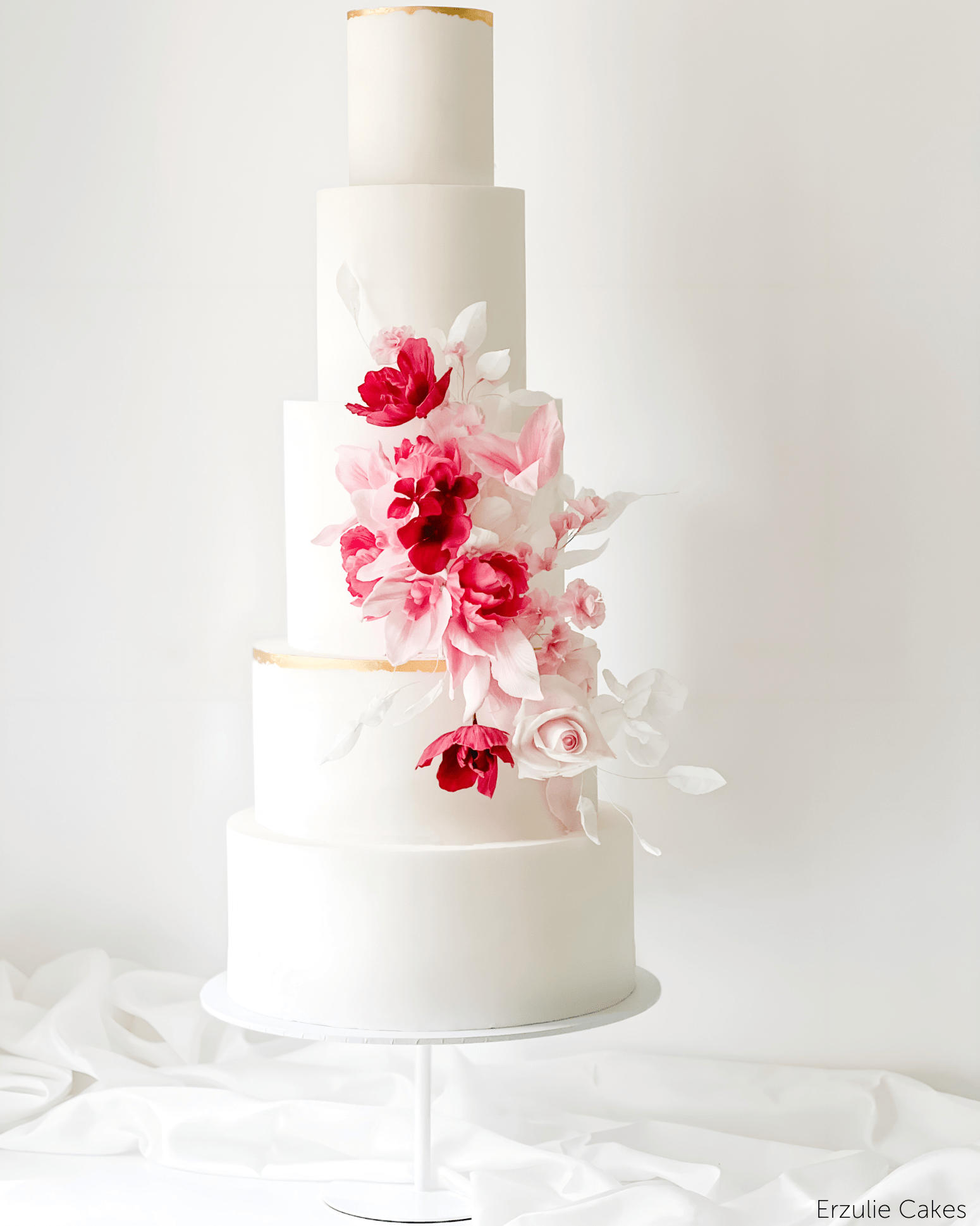 The Stiletto - Premium Pedestal Cake Stand - Prop Options