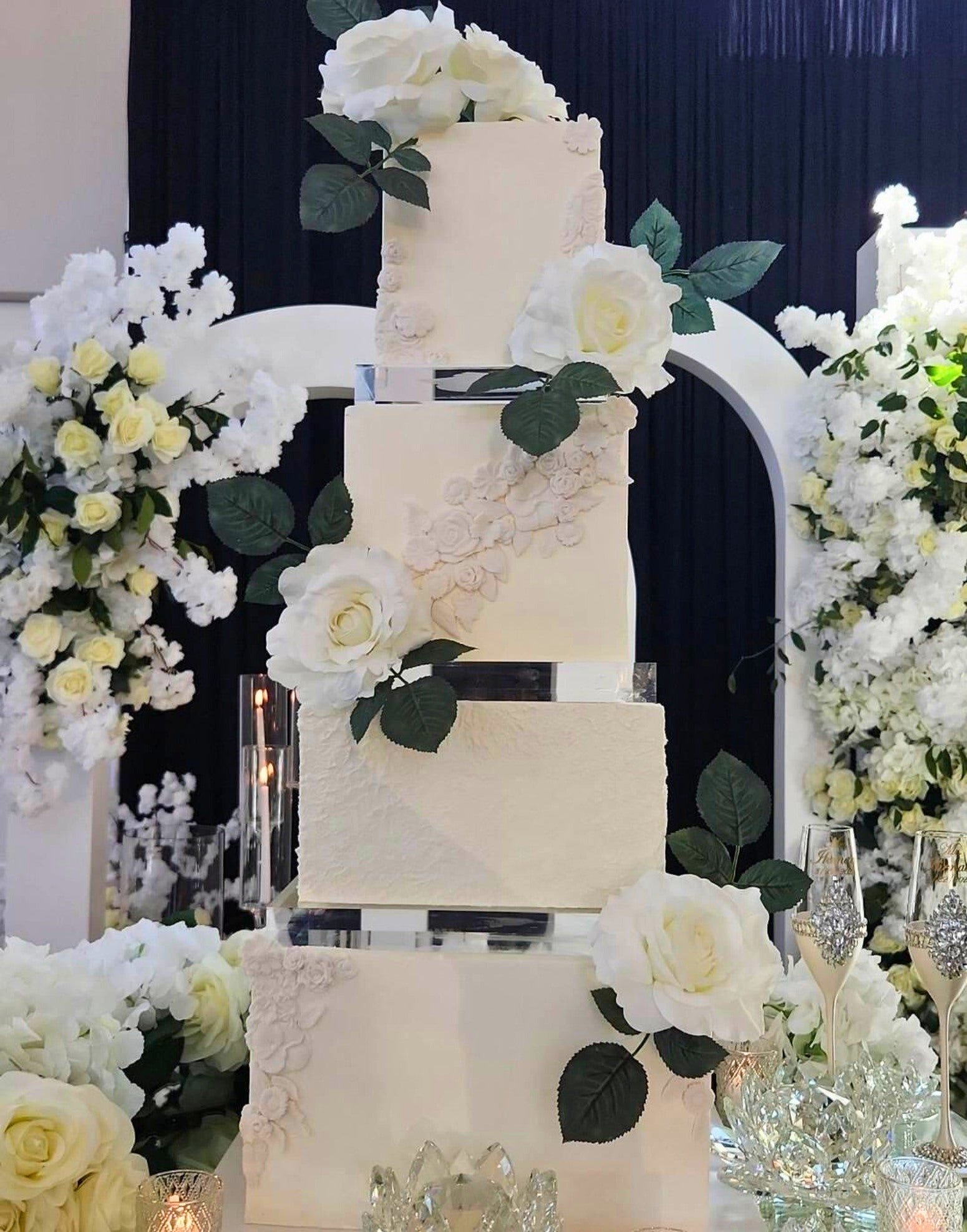 15mm Square Ultra Polished Clear Acrylic Cake Spacers - Prop Options