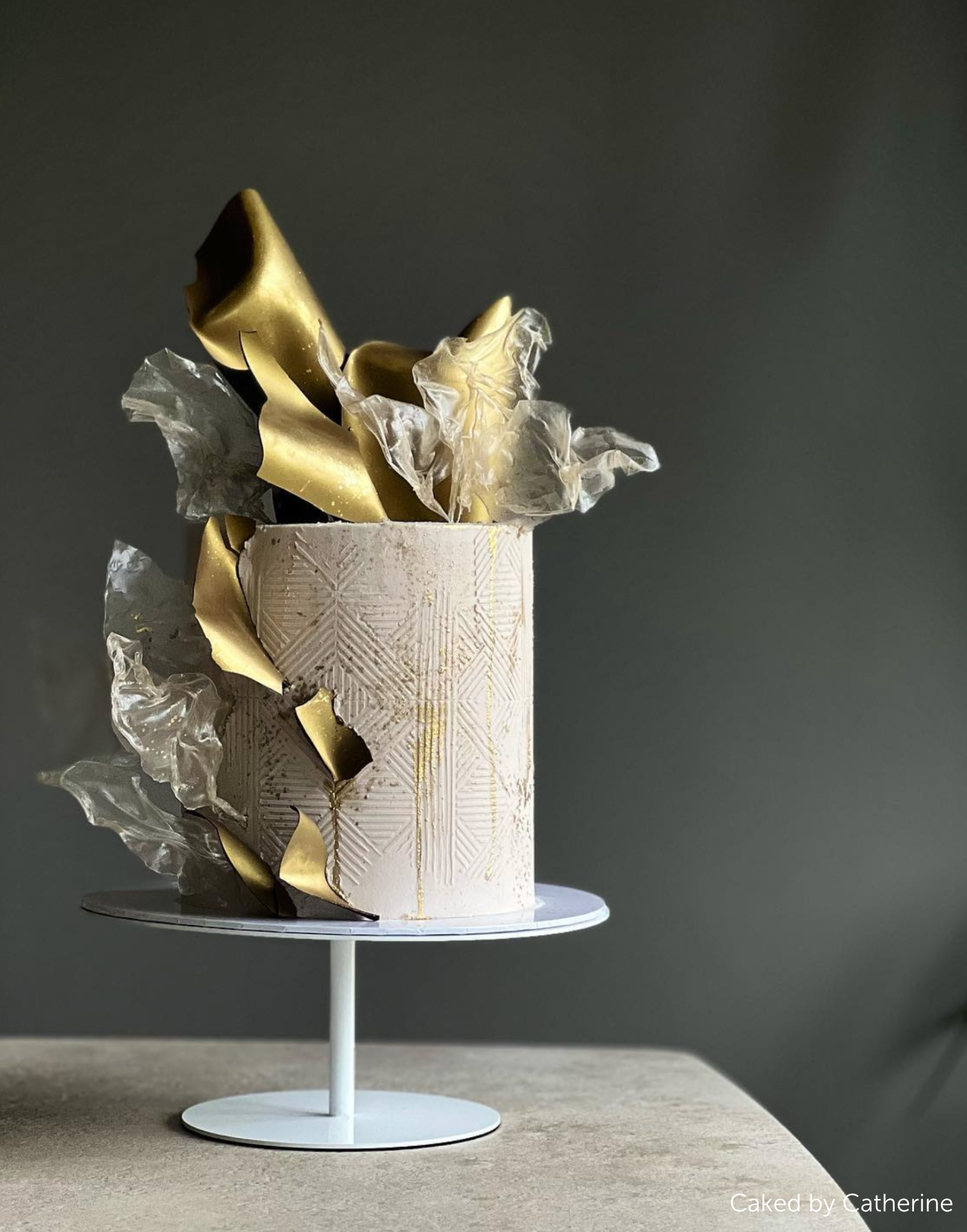 The Stiletto - Premium Pedestal Cake Stand - Prop Options