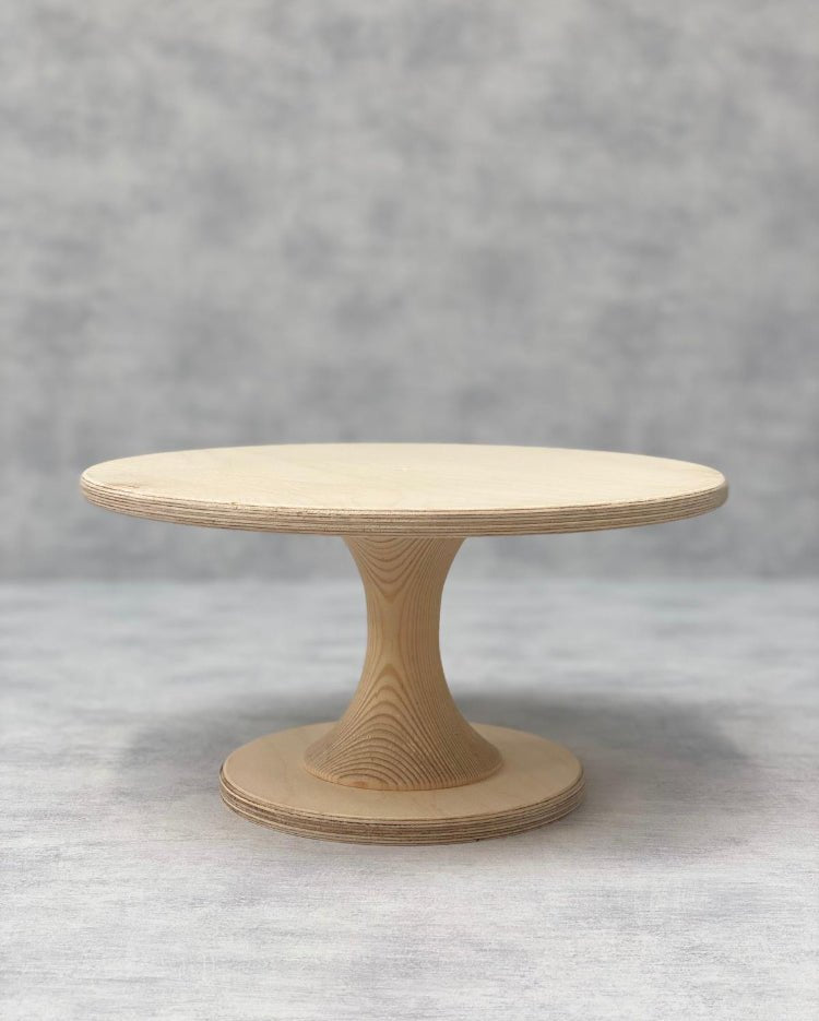 The Hourglass Scandinavian birch stand - Prop Options